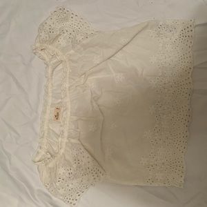 Hollister top off the shoulders